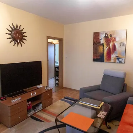Fejova - 1 Bedroom In The Center Apartamento *